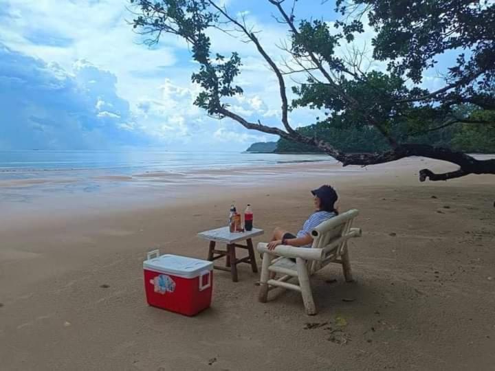 Arkadia Beach Resort Underground River Sabang  Esterno foto