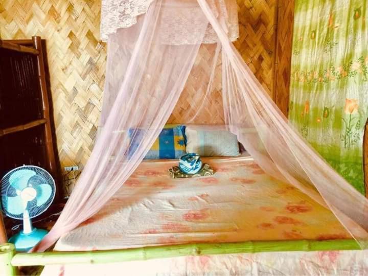 Arkadia Beach Resort Underground River Sabang  Esterno foto