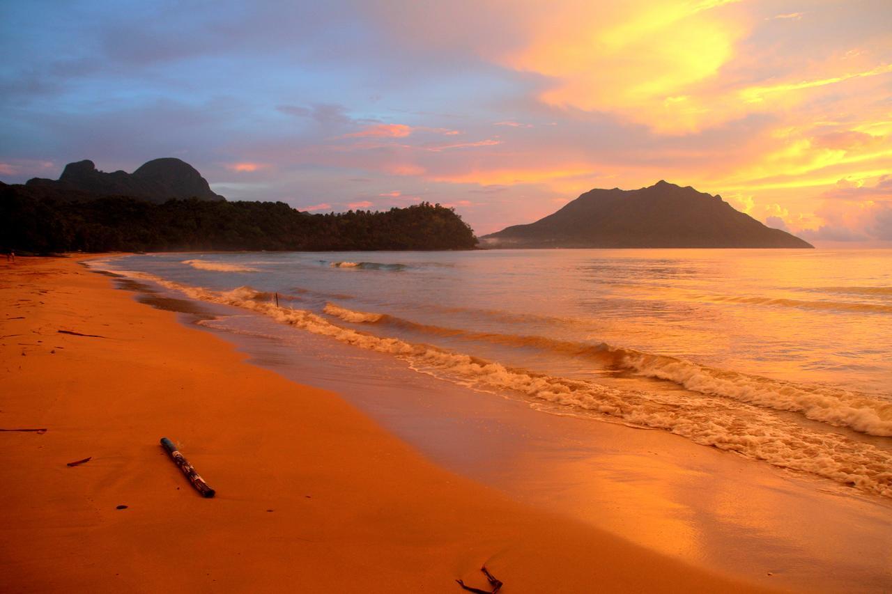 Arkadia Beach Resort Underground River Sabang  Esterno foto