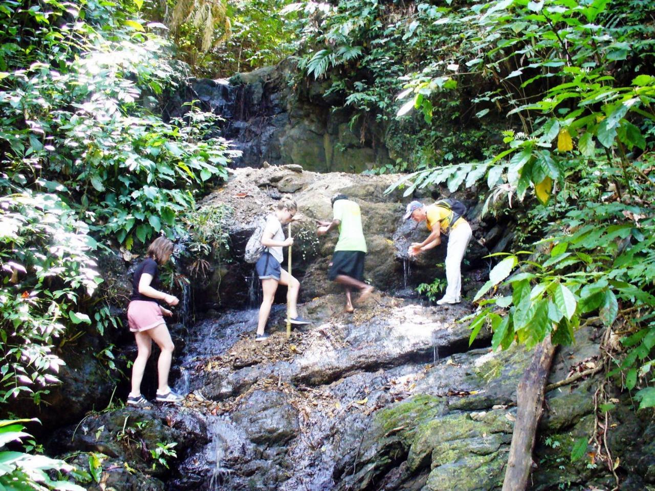 Arkadia Beach Resort Underground River Sabang  Esterno foto
